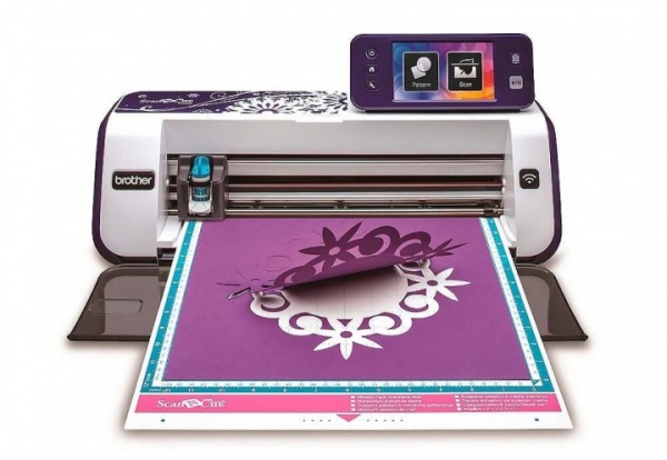 �������  Brother  CM 900