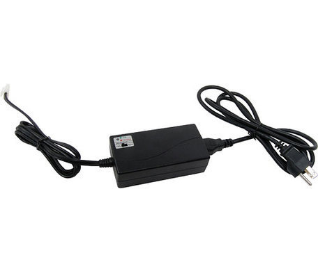 TETRIX. ���������� �������� � �������������� NiMH �������